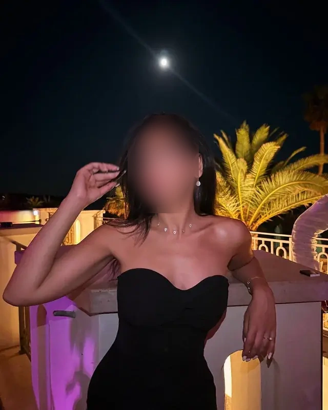 Karine, simple et sans chichis - Image 1